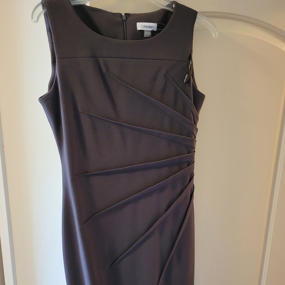 Calvin Klein burst dress - Picture 1 of 5